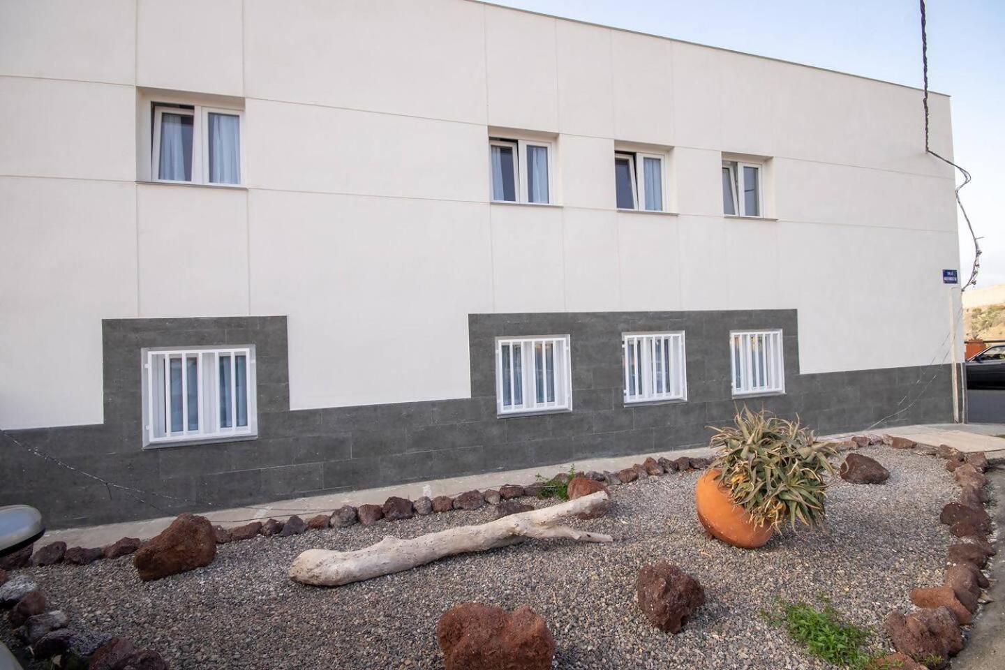 Apartamentos Marmolejos Galdar Room photo